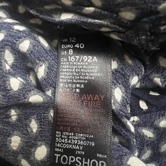 Topshop Women's  Navy Blue Polka Dot Printed Shorts Size 8 Medium - Picture 8 of 10